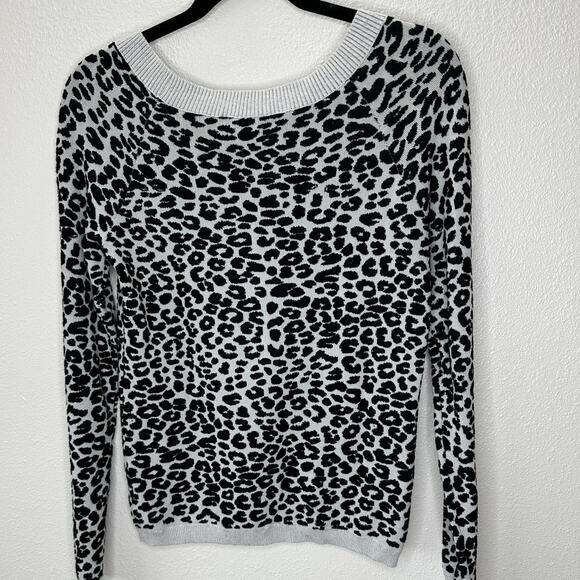 Express Black & Light Gray Leopard Print Boat neck Long Sleeve Thin Sweater M - Picture 6 of 11